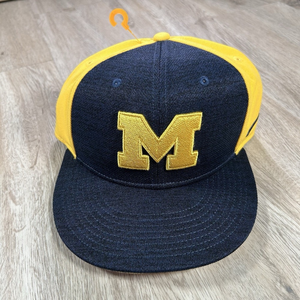 Nike Michigan Wolverines Snapback Hat NWT College Blue Yellow Cap